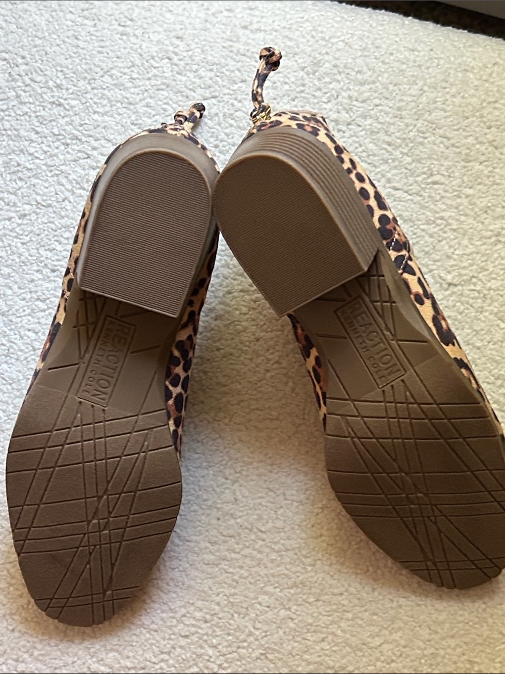 Kenneth Cole Reaction Leopard Print Women’s Ankle Booties Size 7 NWOT - Picture 5 of 7